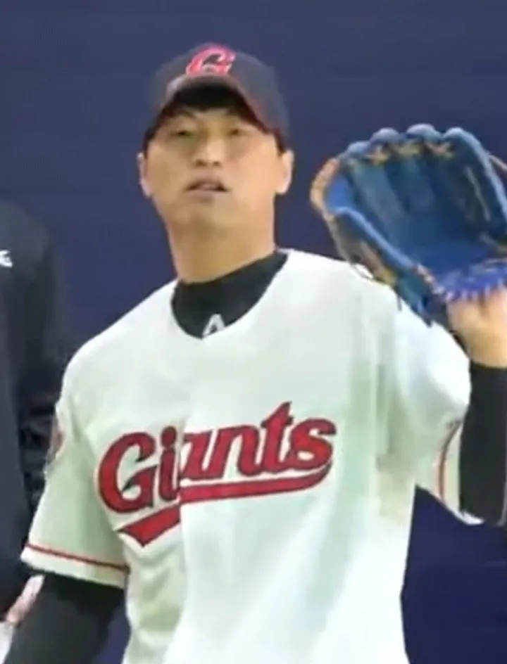 야구 선수 구승민