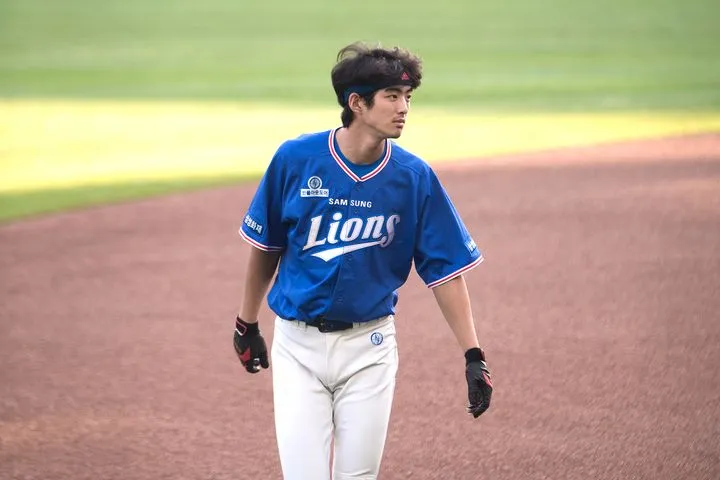 야구 선수 구자욱