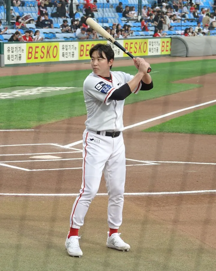 야구 선수 정은원