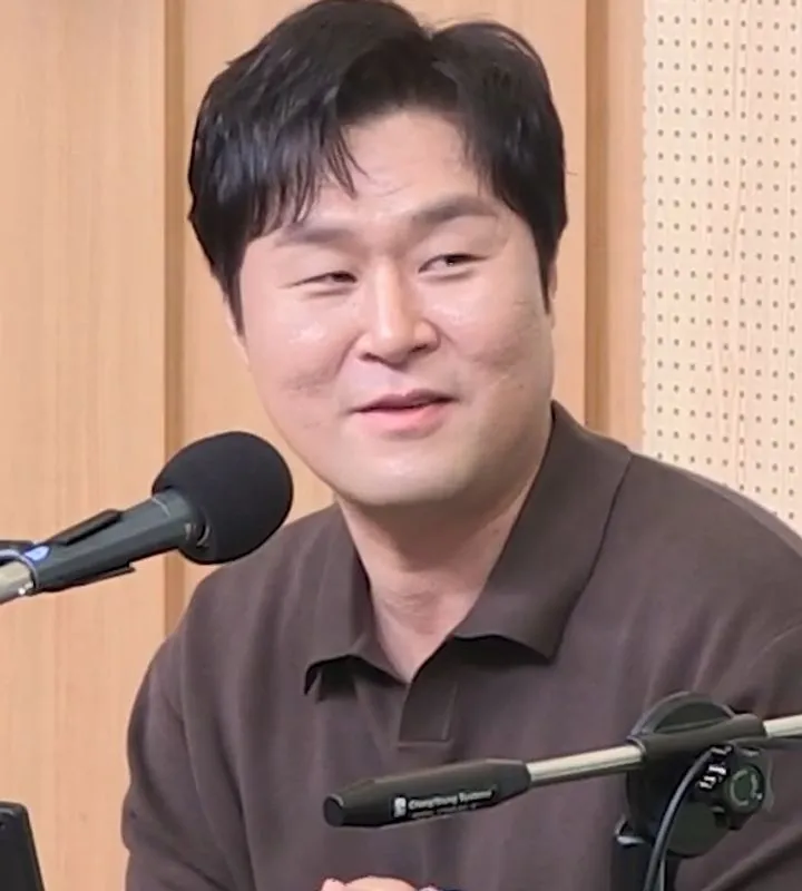배우 윤경호 배우 윤경호