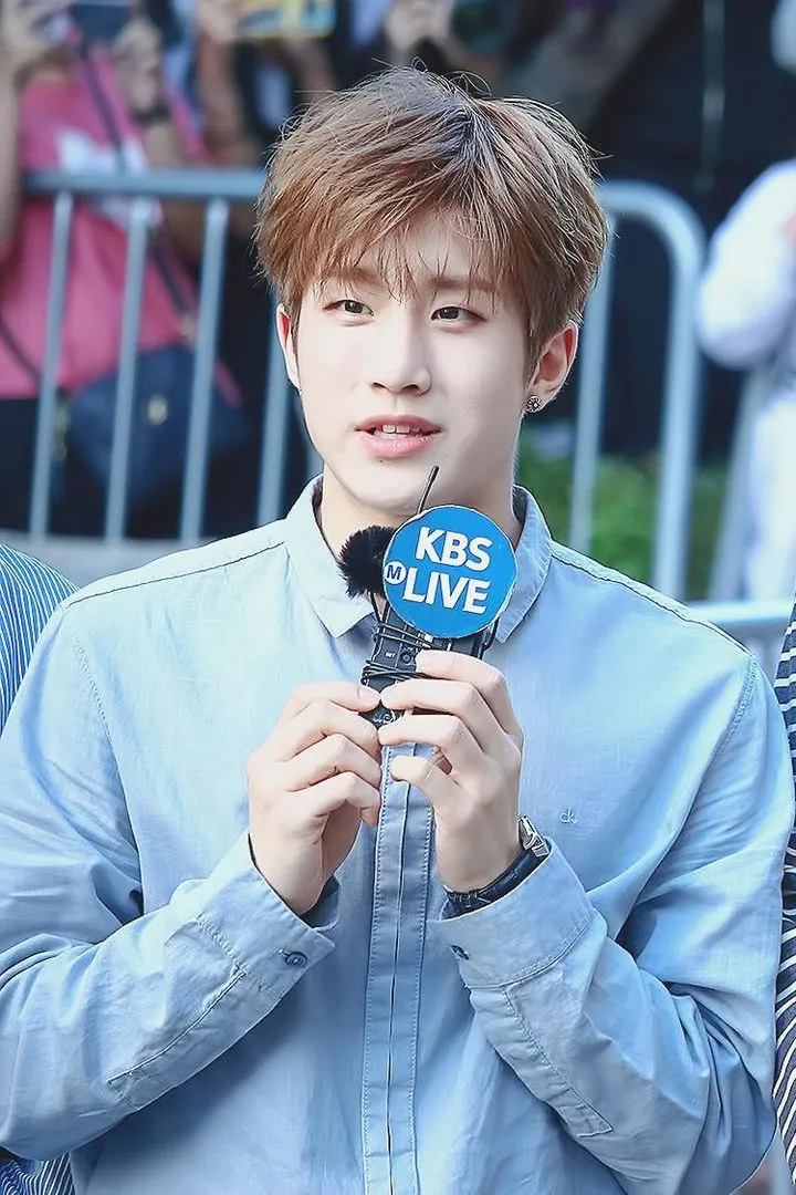 아스트로 진진 아스트로 진진