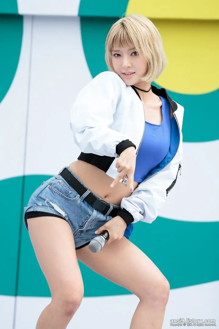 AOA 초아