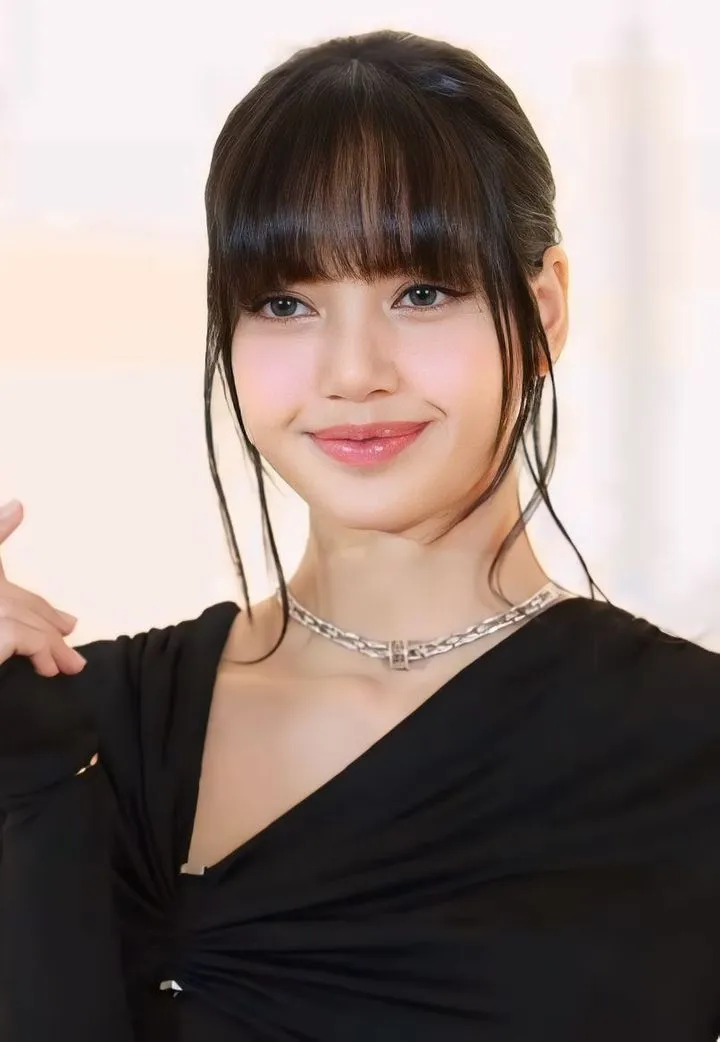 블랙핑크 리사 블랙핑크 리사