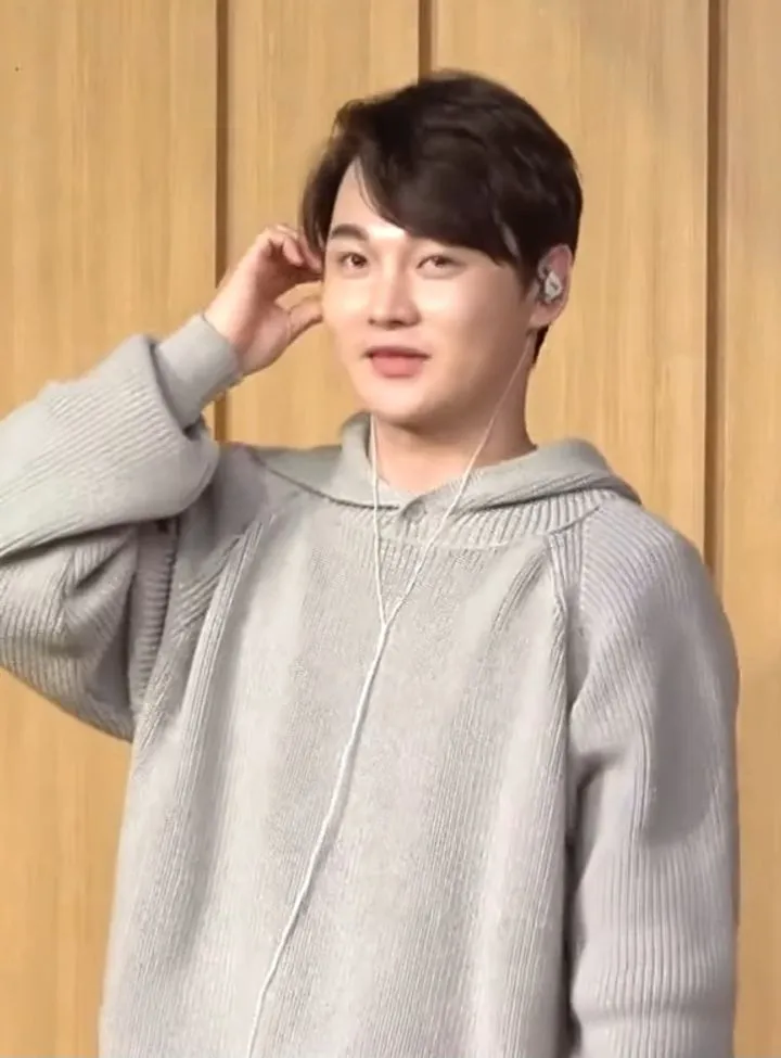 트롯 가수 박서진