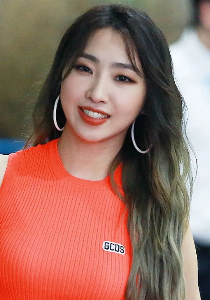 투애니원 공민지 투애니원 공민지