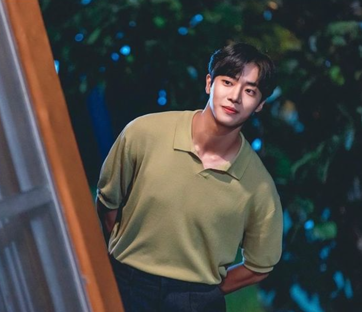 추영우