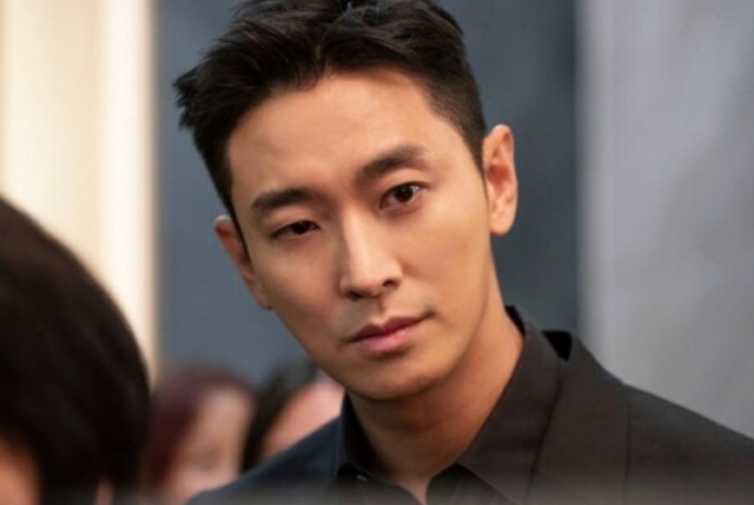 주지훈 사주