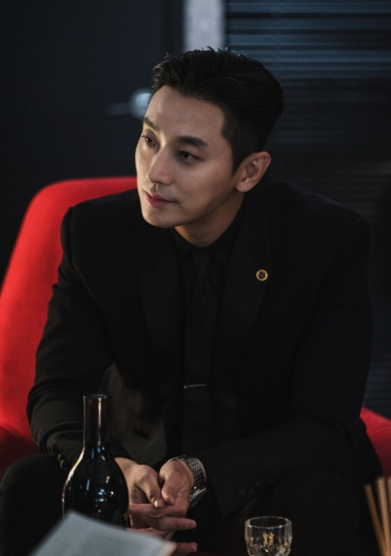 주지훈 사주