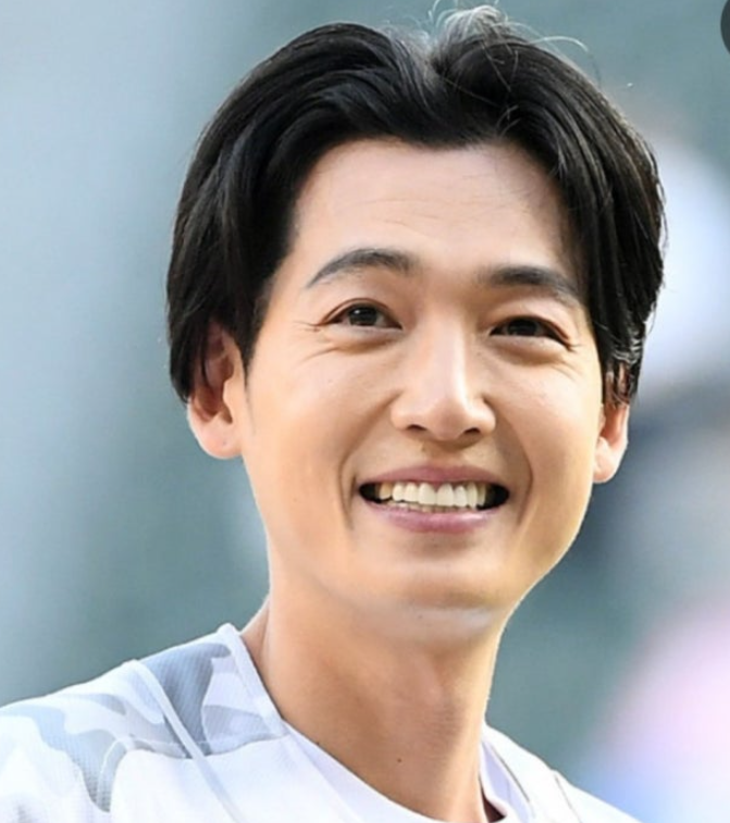 정경호