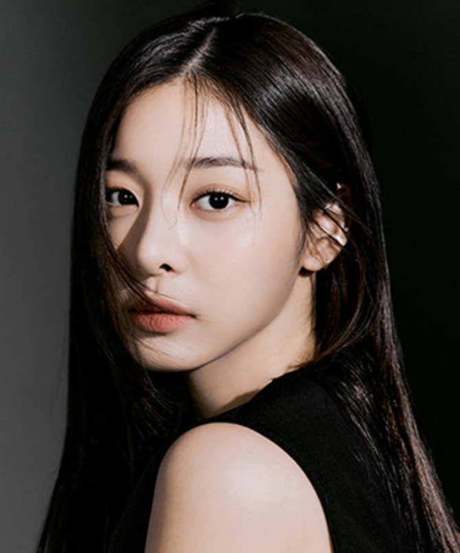 설인아