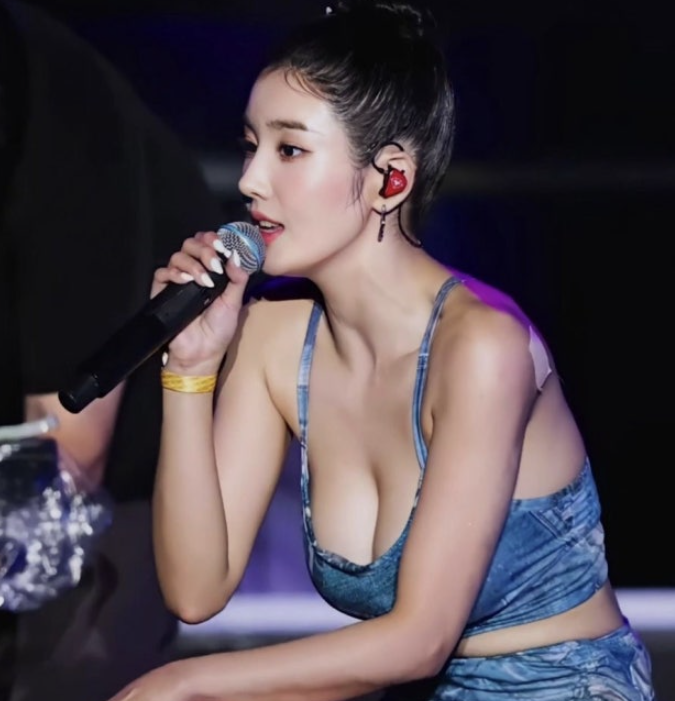 권은비